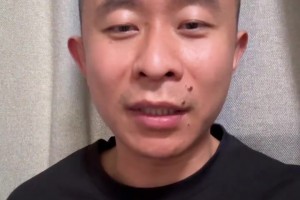 丁佳宁：有球迷竟然问我，胡明轩最后一球为啥不突进去扣篮？